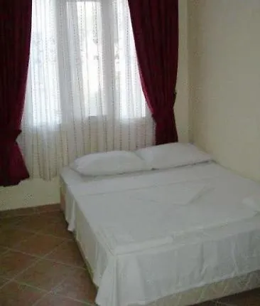 Motel Gardenya 3*